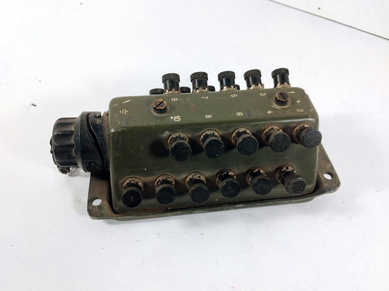 centralita telefonica militar 22x11.5x8 1u